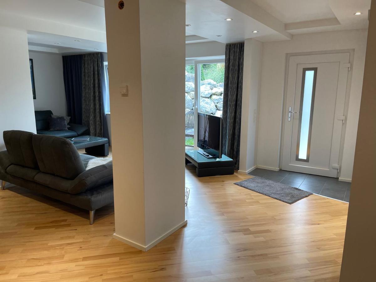 Moderne, Ruhige Ferienwohnung , Ideal Zum Abschalten Hadamar Εξωτερικό φωτογραφία
