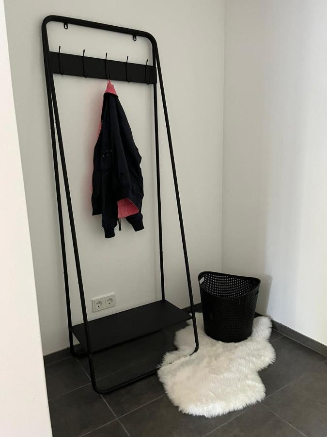 Moderne, Ruhige Ferienwohnung , Ideal Zum Abschalten Hadamar Εξωτερικό φωτογραφία