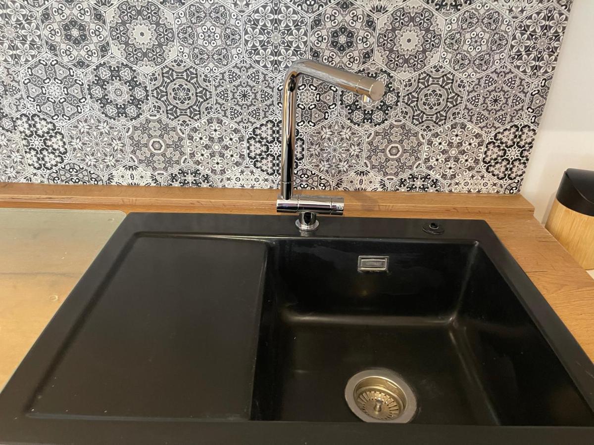 Moderne, Ruhige Ferienwohnung , Ideal Zum Abschalten Hadamar Εξωτερικό φωτογραφία